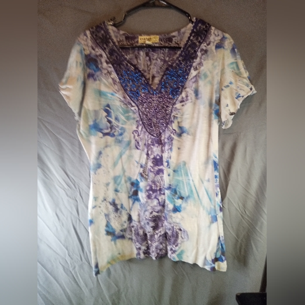 Energe By One World Blue and Purple Abstract Embellished V-Neck Blouse